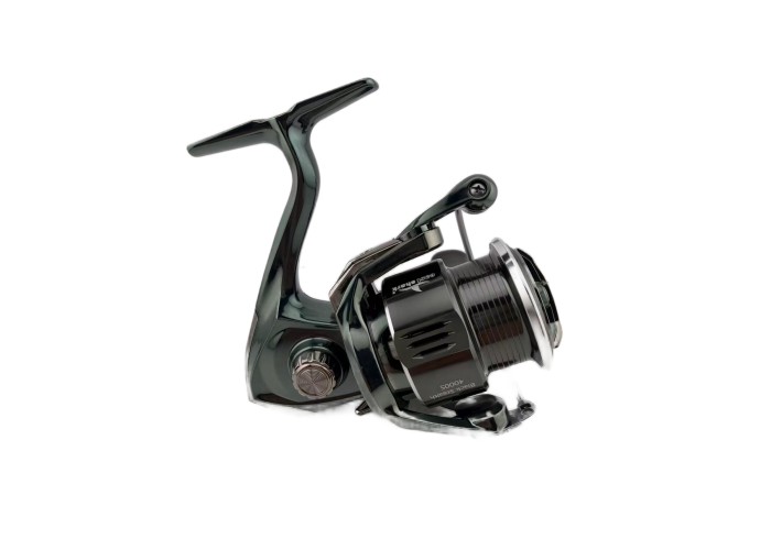 Катушка безынерционная EastShark Black Stealth 2500S