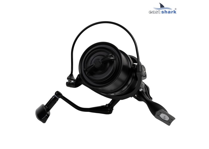 Катушка EastShark CFR 8000 с байтраннером 6+1BB 4.6/1