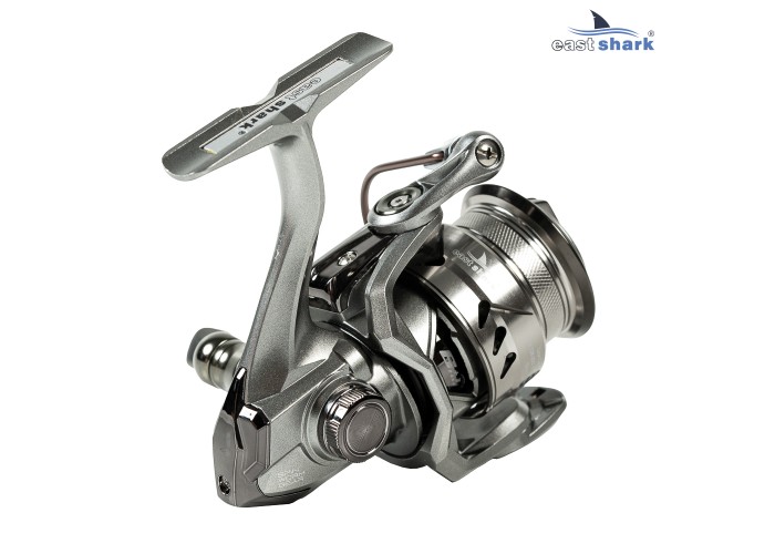 Катушка EastShark Spin Worm Gear 2000